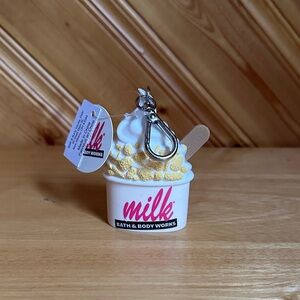 Bath & Body Works x Milk Bar Cereal Milk Soft Serve PocketBac Holder